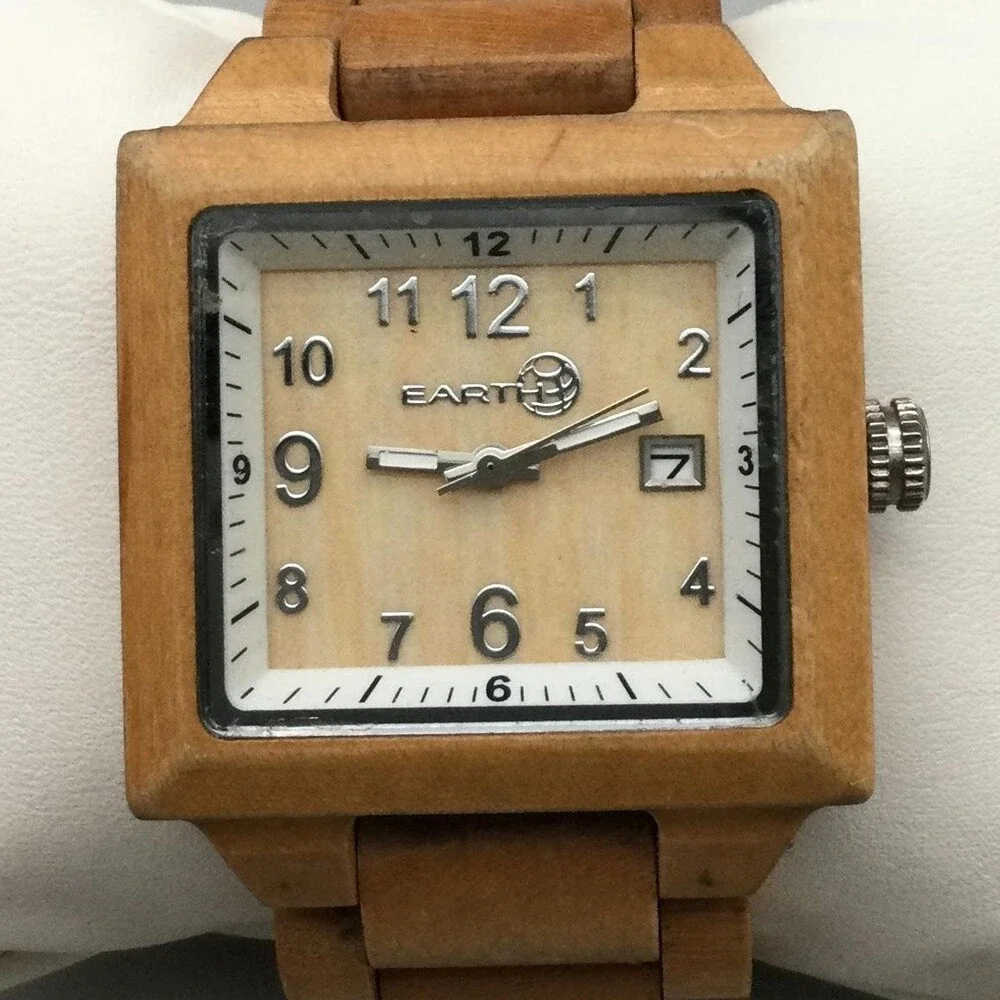 Earth Mens Watch 39mm Beige Wood Square Case Bracelet Date New Battery 6.25